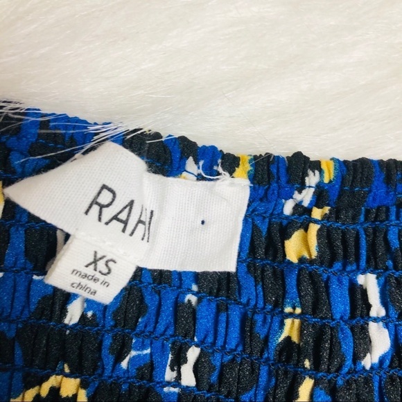 RAHI Chloe Animal Print Crop Top In Blue Leopard - Picture 3 of 5